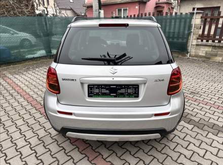 Suzuki - SX4