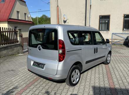 Opel - Combo