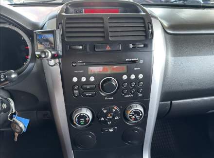 Suzuki - Grand Vitara