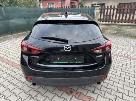 Mazda - 3