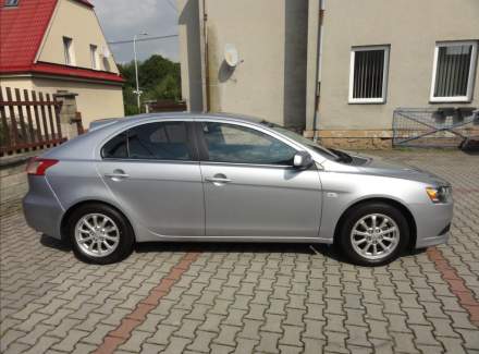 Mitsubishi - Lancer
