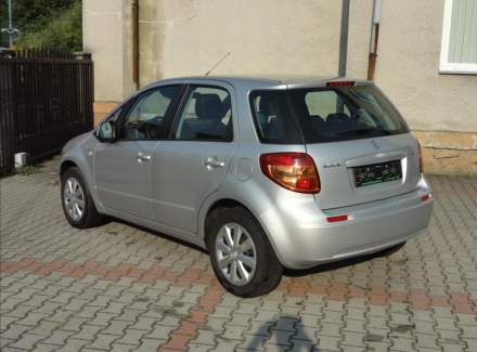 Suzuki - SX4
