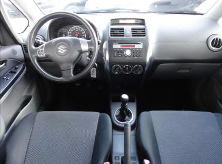 Suzuki - SX4