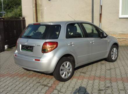 Suzuki - SX4