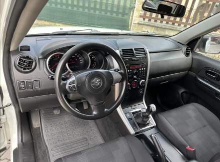 Suzuki - Grand Vitara