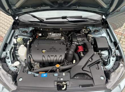 Mitsubishi - Lancer