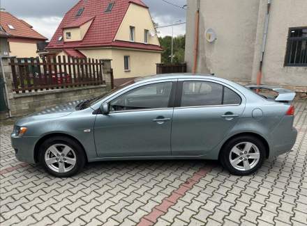 Mitsubishi - Lancer