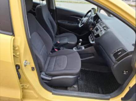 Kia - Rio
