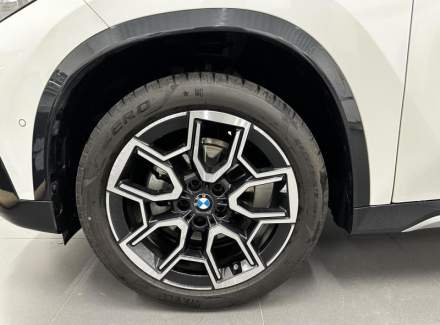 BMW - X1
