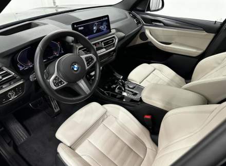 BMW - X3