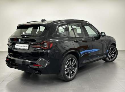 BMW - X3