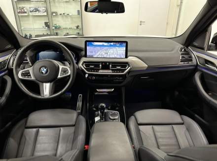 BMW - X3