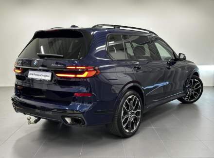 BMW - X7