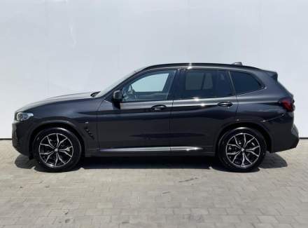 BMW - X3