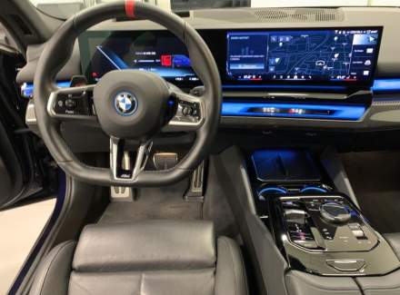 BMW - i5