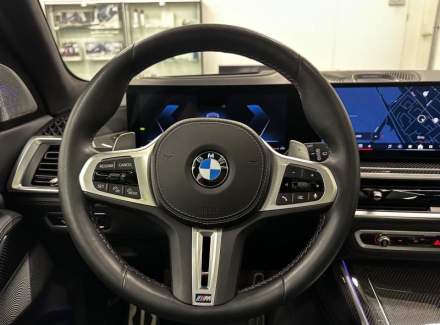 BMW - X7