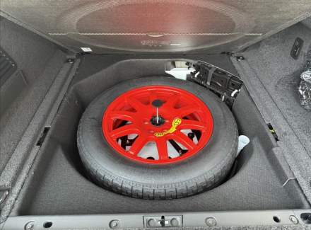 Land Rover - Range Rover