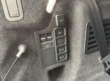 Land Rover - Discovery