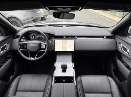 Land Rover - Range Rover Velar