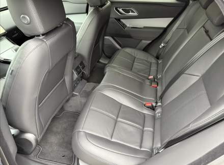 Land Rover - Range Rover Velar