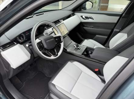 Land Rover - Range Rover Velar