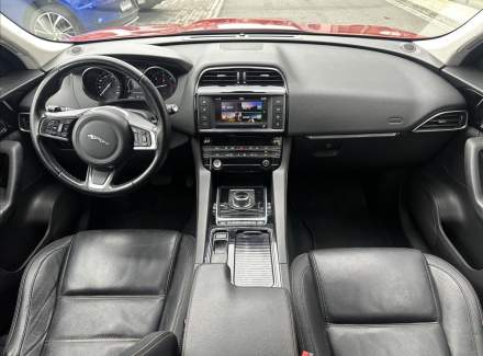 Jaguar - F-Pace