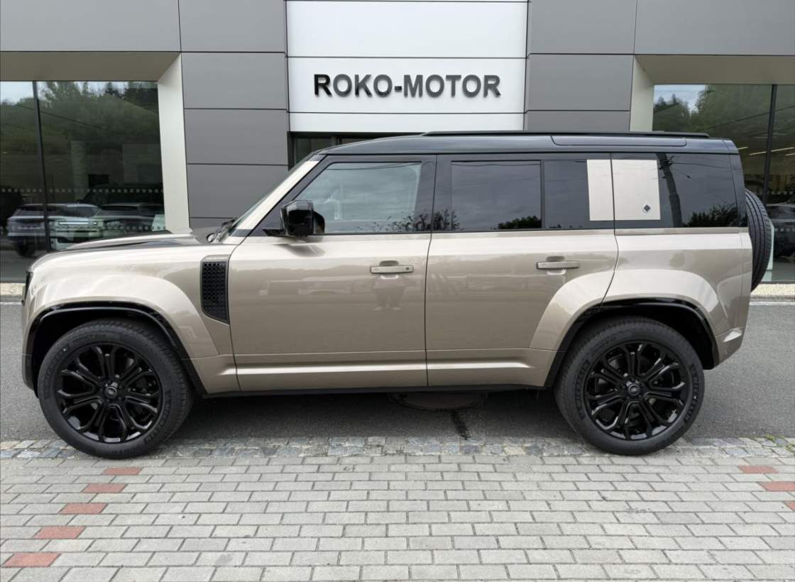 Land Rover - Defender