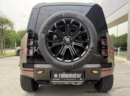 Land Rover - Defender