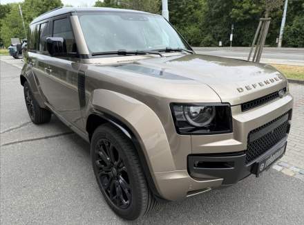 Land Rover - Defender