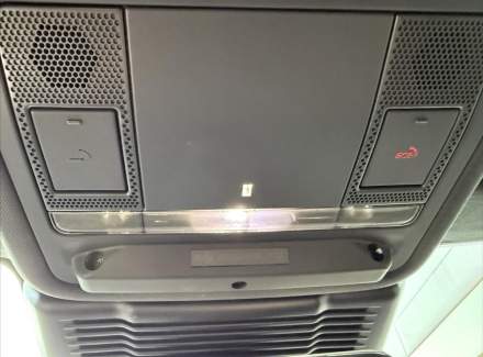 Land Rover - Range Rover Evoque