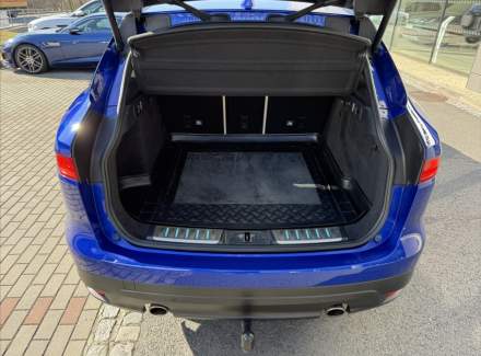 Jaguar - F-Pace