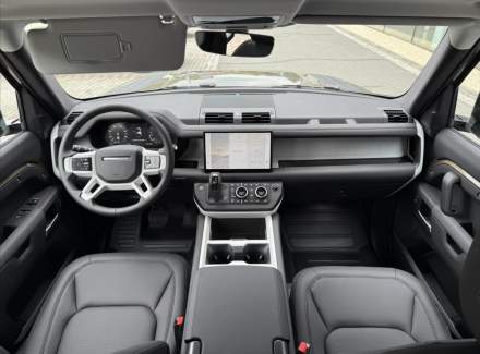 Land Rover - Defender