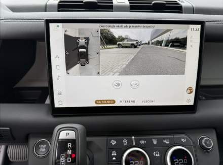 Land Rover - Defender