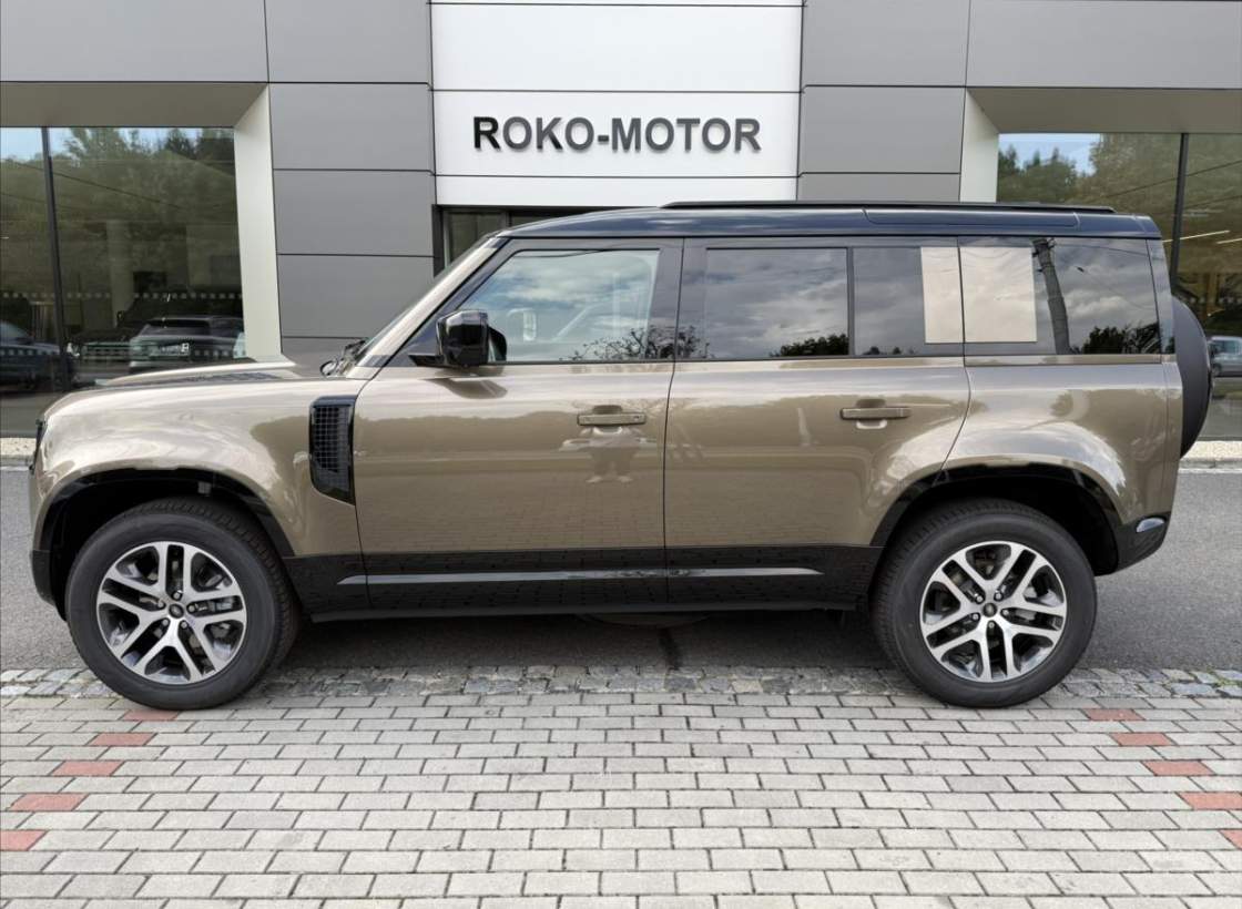 Land Rover - Defender