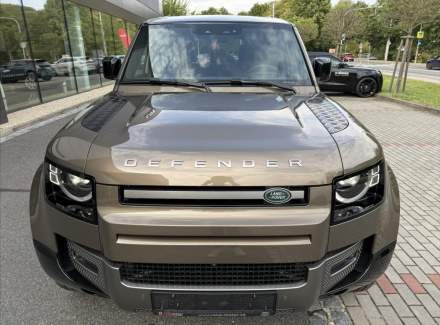 Land Rover - Defender