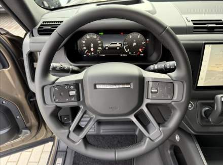Land Rover - Defender