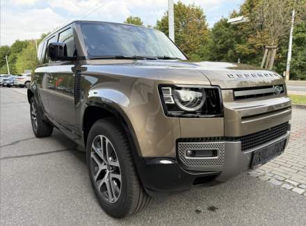Land Rover - Defender
