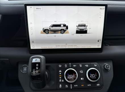 Land Rover - Defender