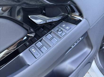 Land Rover - Range Rover Evoque