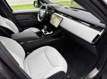 Land Rover - Range Rover Sport