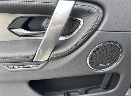 Land Rover - Discovery Sport