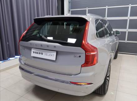 Volvo - XC90