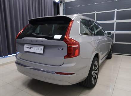 Volvo - XC90
