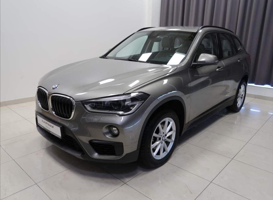 BMW - X1