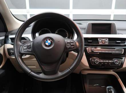 BMW - X1