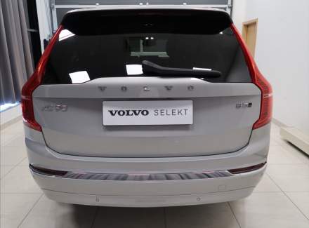 Volvo - XC90