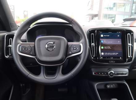 Volvo - XC40