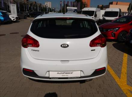 Kia - Cee'd