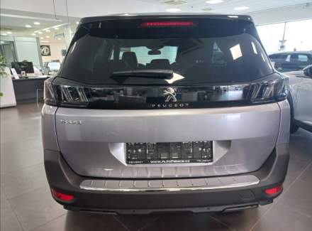 Peugeot - 5008