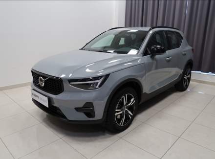 Volvo - XC40